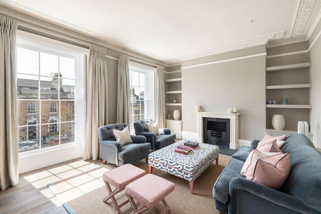 Vila Dunsford House - Elegant Townhouse With Parking Bath Exteriér fotografie